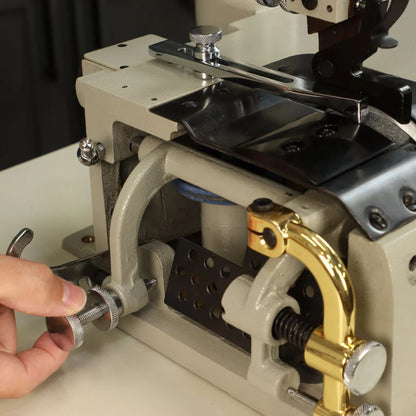 CONSEW DCS-S4D LEATHER SKIVING