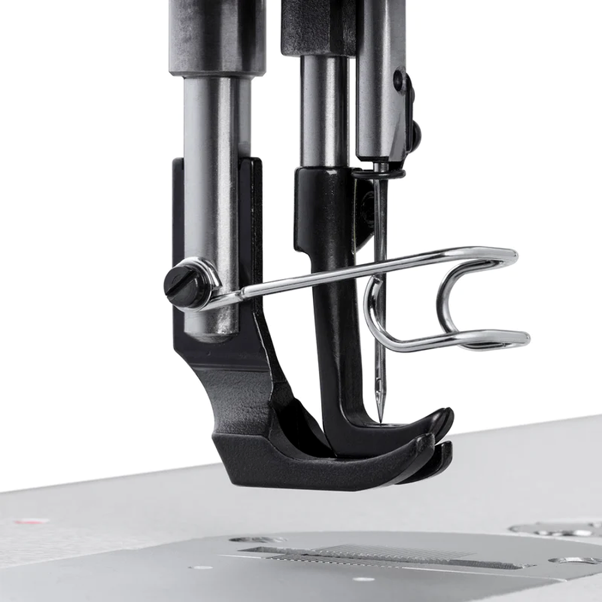 CONSEW® 206RBL-18 18-Inch Long Arm Heavy-Duty Walking Foot Industrial Sewing Machine – Complete with Table & Stand