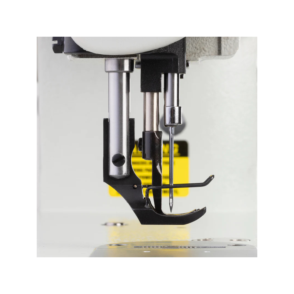 CONSEW® P-1541S-CC WALKING FOOT Industrial Sewing Machine – Complete with Table & Stand