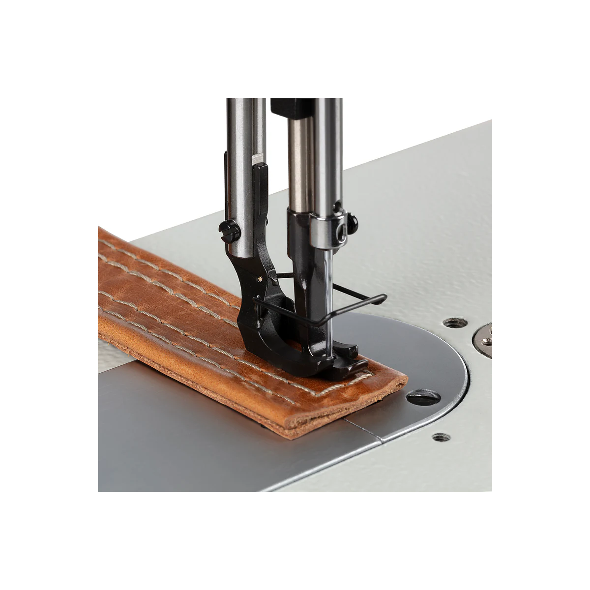 CONSEW® P-1541S-CC WALKING FOOT Industrial Sewing Machine – Complete with Table & Stand