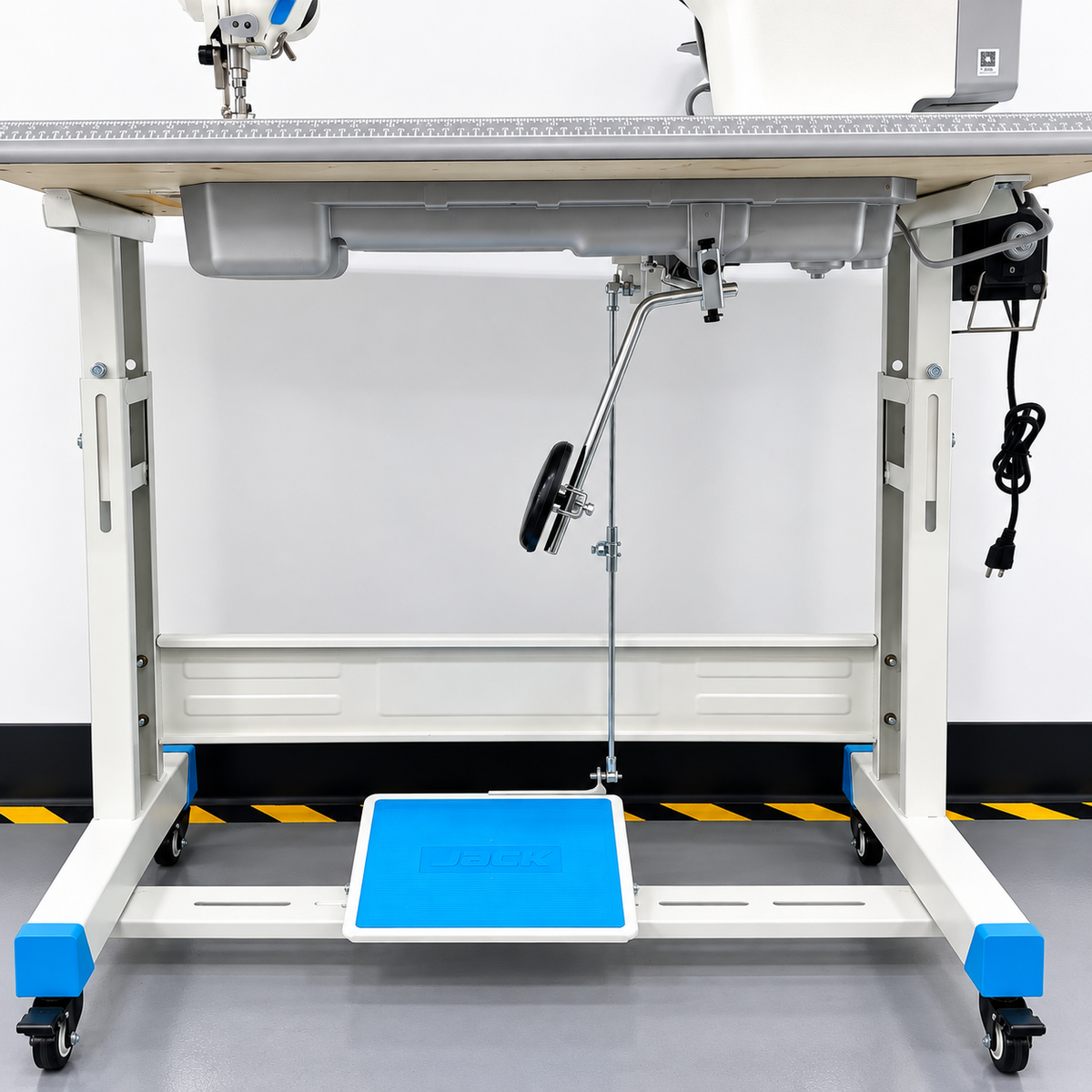 JACK® H6L-CZ-4 Computerized Long Arm Heavy-Duty Single Needle Top & Bottom Feed Lockstitch Sewing Machine