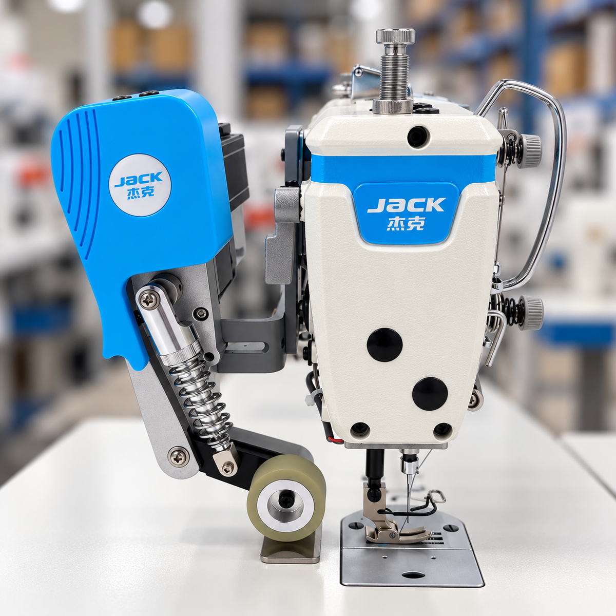 JACK® A6F-E-Q-PK Single Needle Needle Feed Lockstitch Sewing Machine with Integrated Puller – Complete with Table & Stand