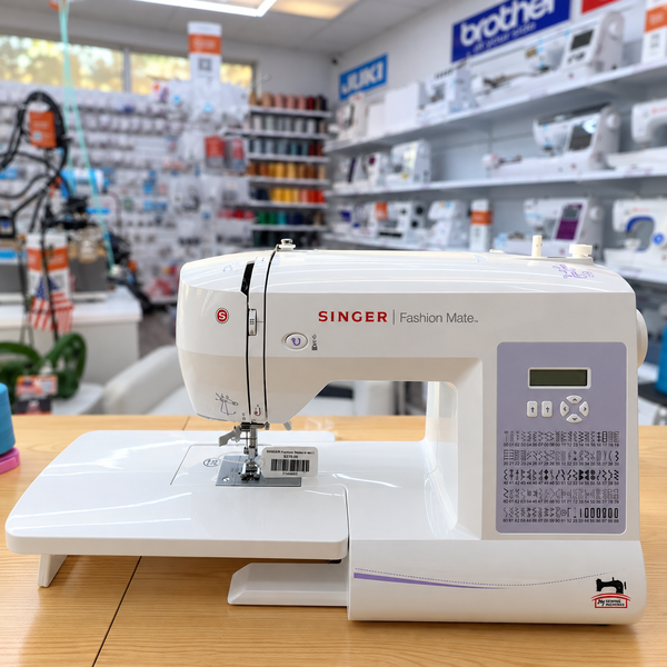 SINGER® Fashion Mate 5560 Home Sewing Machine