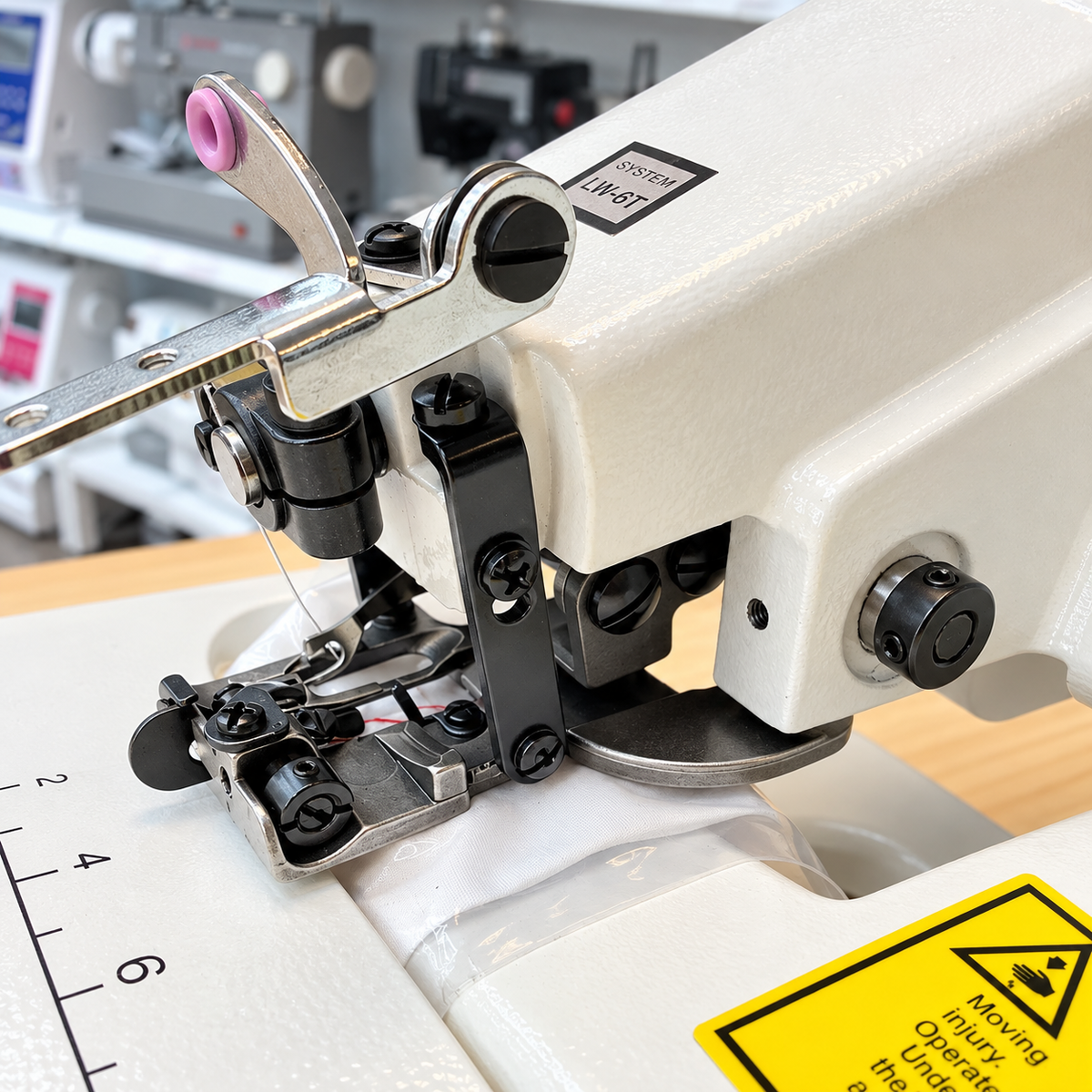 CONSEW® 75T Portable • Single Thread Chainstitch • Skip &amp; Non-Skip Stitch