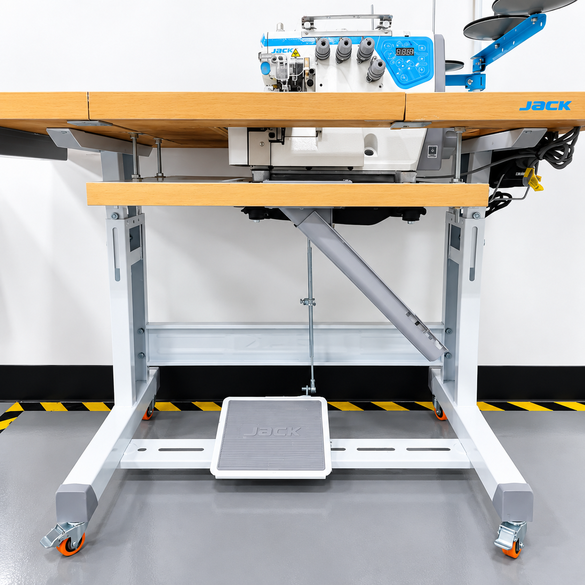 JACK® JK-C3-4-M03/333 Industrial High Speed Automatic Overlock Machine