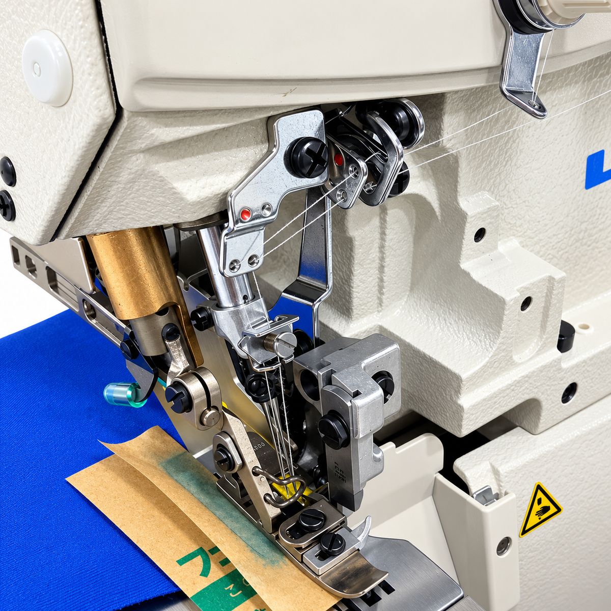 JUKI® MO-6714DA-BE6-40H 4-Thread Industrial Overlock Sewing Machine – Complete with Table & Stand