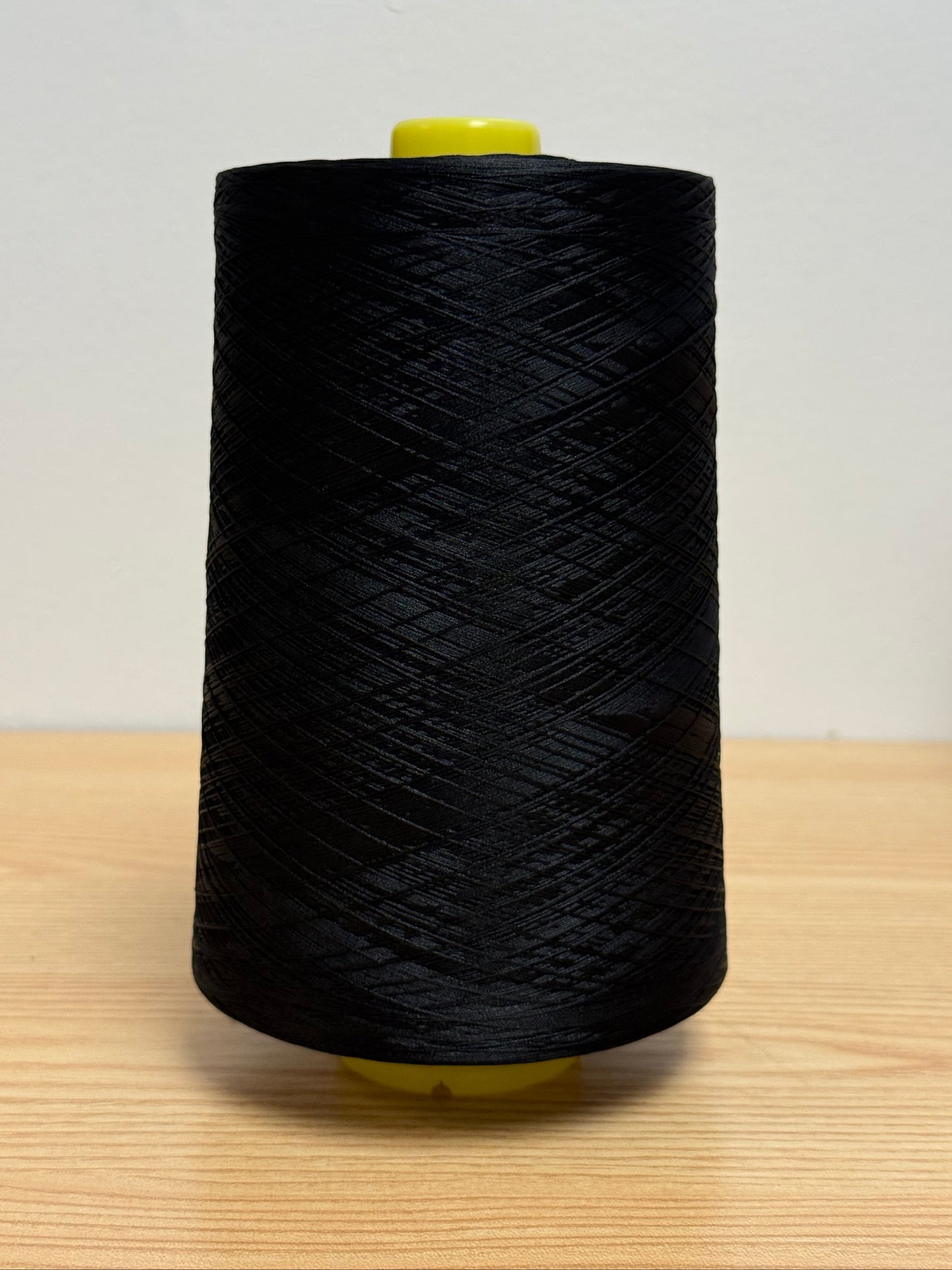 THREAD T-24  AEROTEX PLUS BLACK 1800 HILAZA ( OVERLOCK )16oz