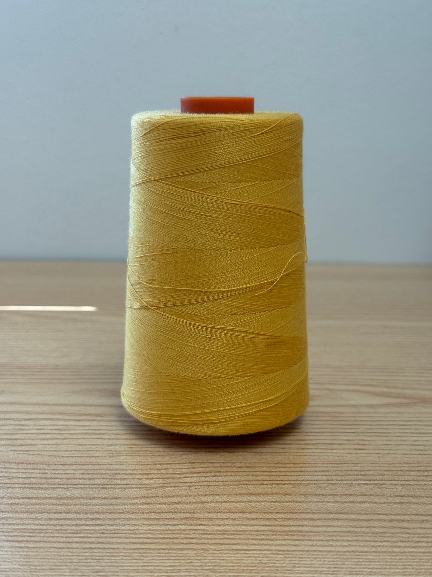 THREAD T-27 POLYESTER RIGHT GOLD 1059 CHAMPSPUN 6000 Yds