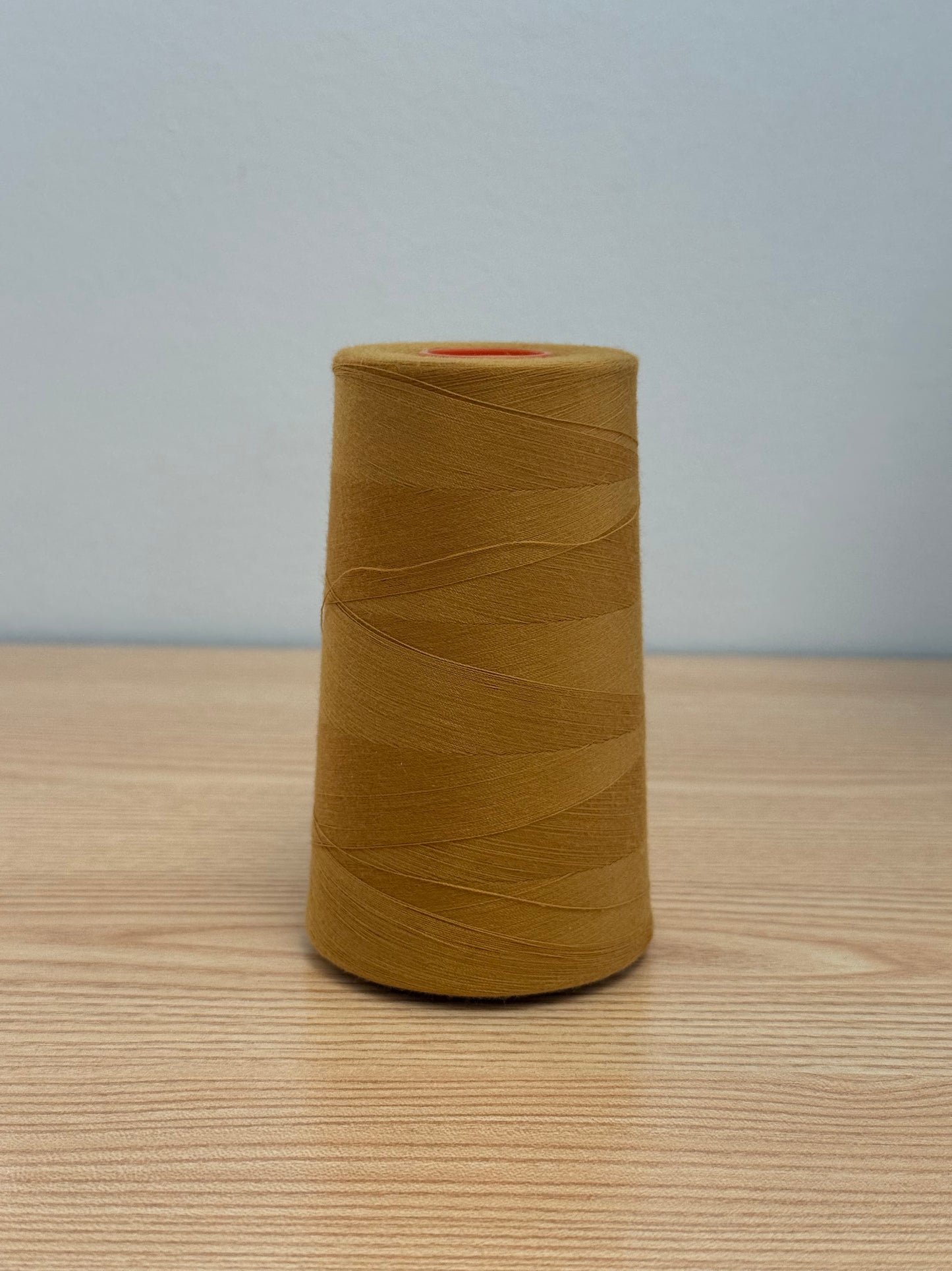 THREAD T-27 DUST GOLD -1084 POLYESTER CHAMPSPUN 6000 Yds