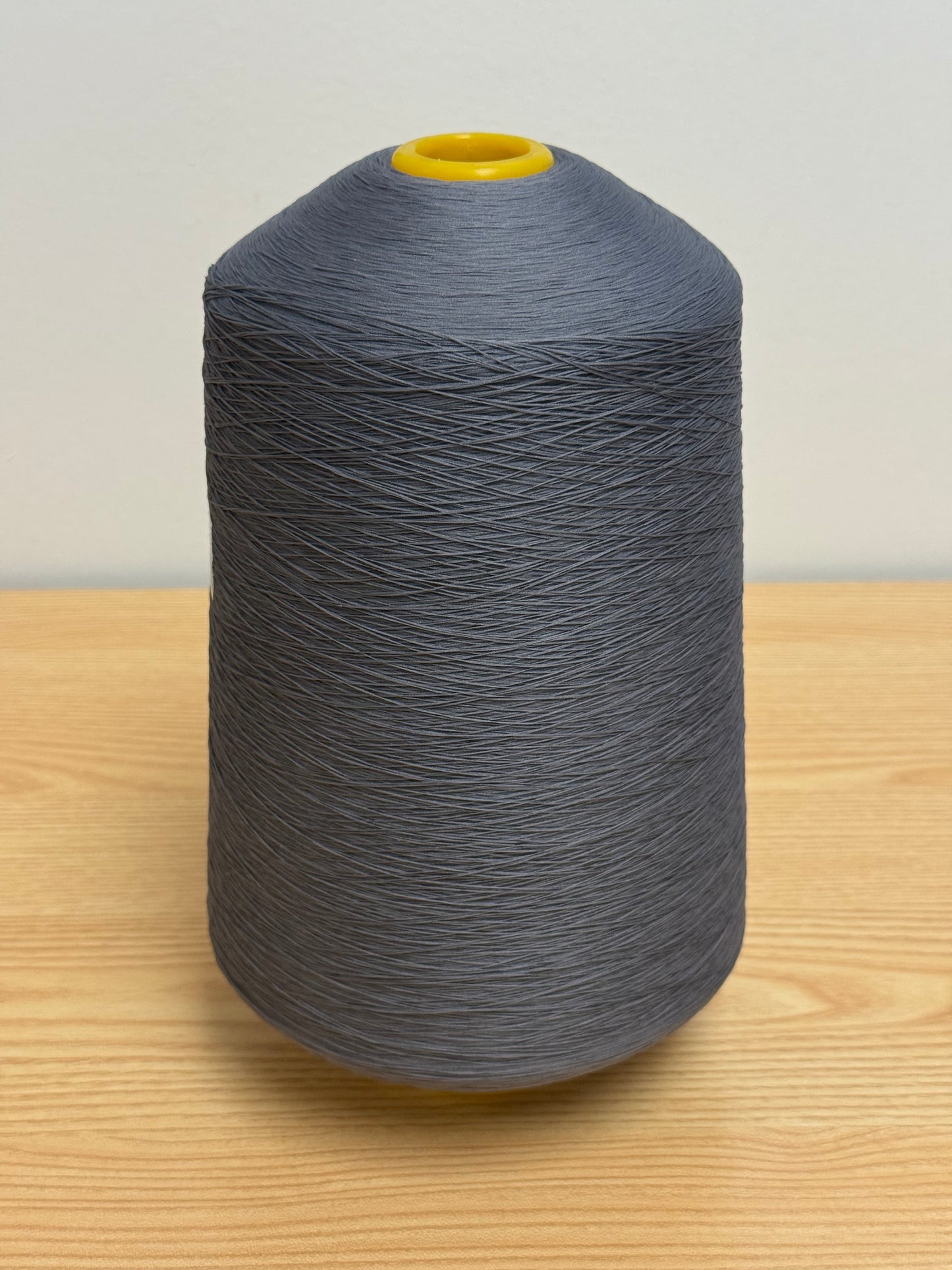 THREAD NYLON STRETCH GRAPHITE-7174 Yds