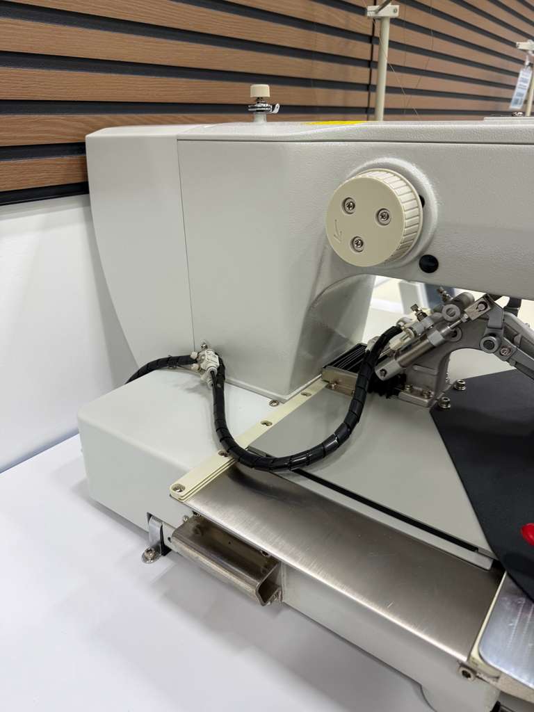 DEMATRON® DM-2210 GB-01 – Programmable Pattern ( USED )