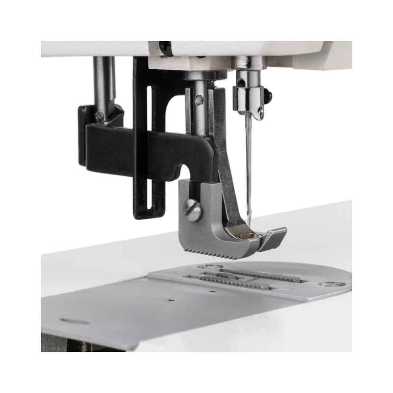 CONSEW CP146RL WITH CASE (Hard carrying case included)