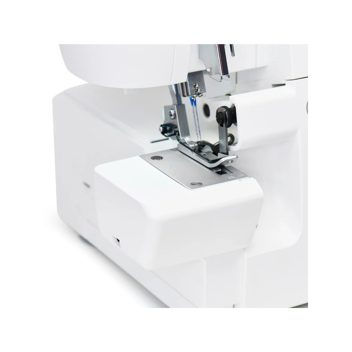 SINGER® SE017 Elite Serger