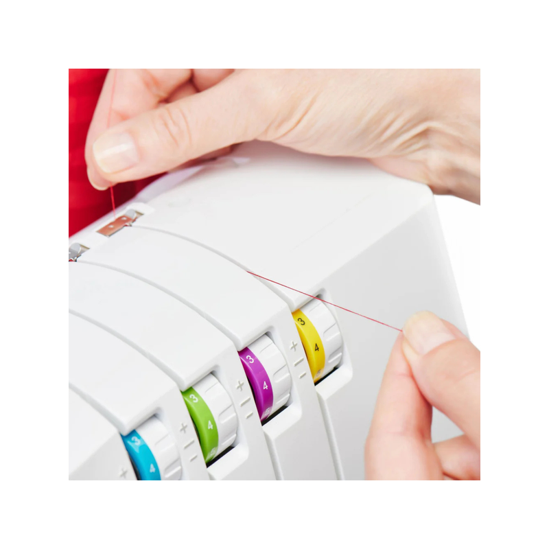 SINGER® SE017 Elite Serger